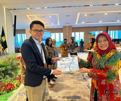 Sir Deske _ awards_30ps